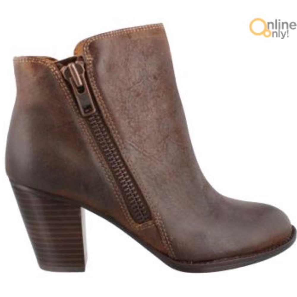 Sofft Wera Mid Heel Ankle Boots